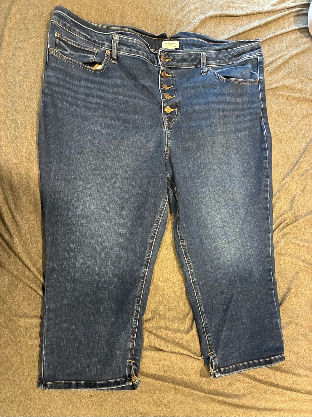 Maurices Dark Blue Button-Front Capris